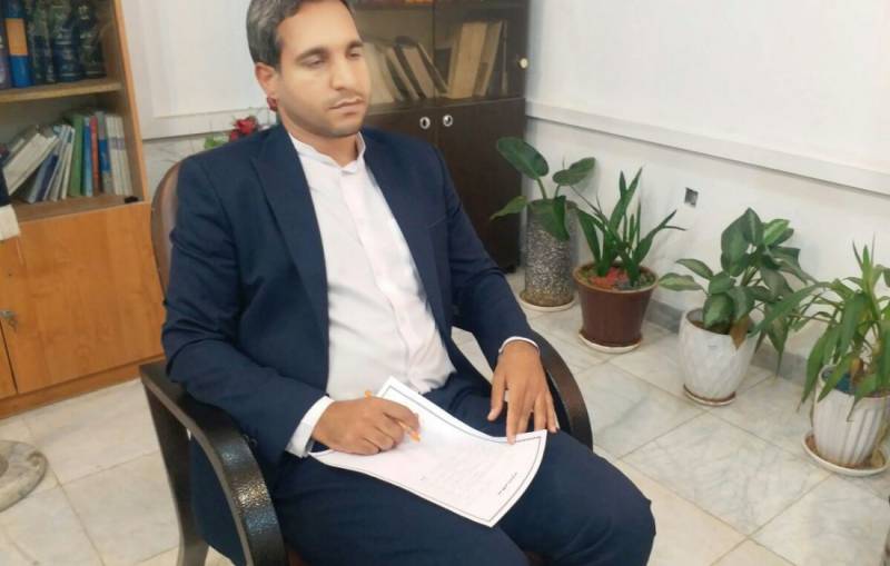 زندانی در منوجان چشم انتظار کمک خیران